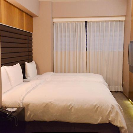 新麗旅店 Newful Hotel Tajpej Kültér fotó
