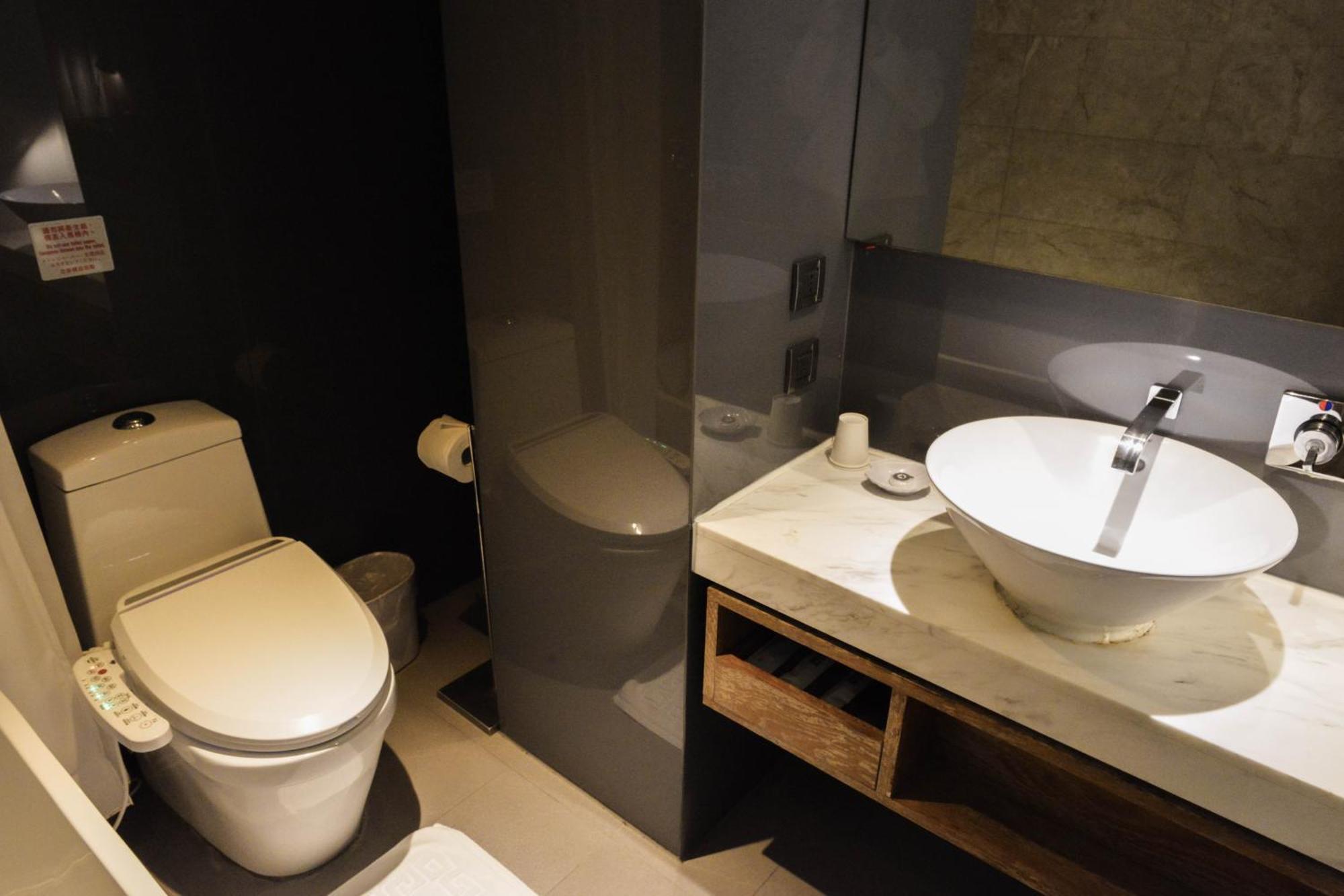 新麗旅店 Newful Hotel Tajpej Kültér fotó