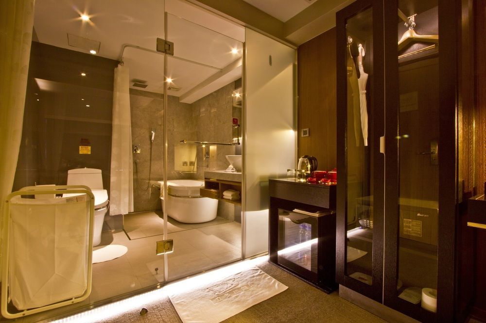 新麗旅店 Newful Hotel Tajpej Kültér fotó