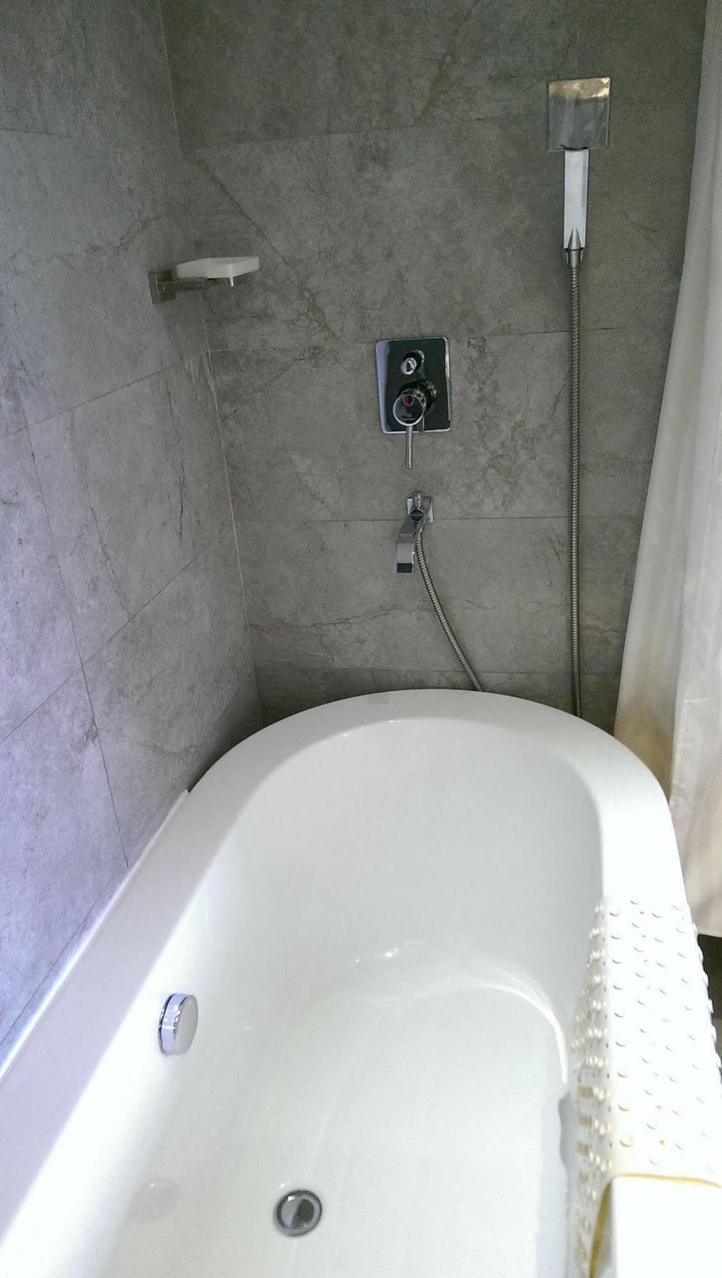 新麗旅店 Newful Hotel Tajpej Kültér fotó